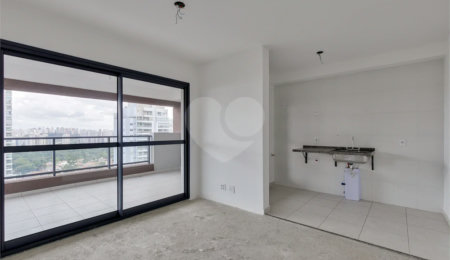 Apartamento à venda com 2 quartos, sendo 1 suíte,  em Alto da Boa Vista, São Paulo, SP
