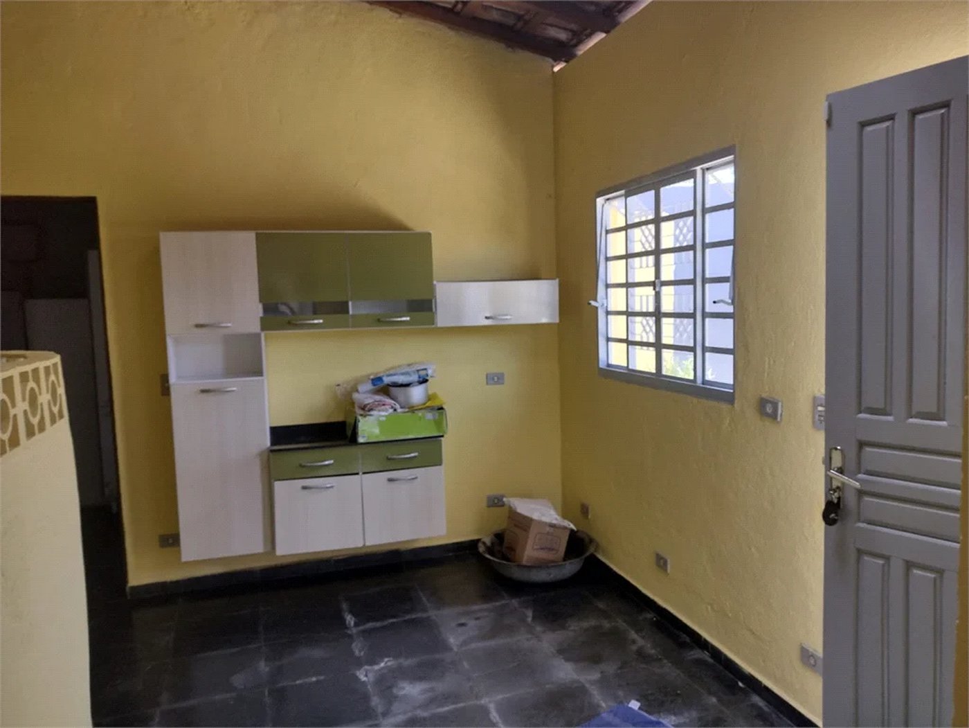 CASA 2 DORMITÓRIOS E 4 VAGAS DE GARAGEM PARA LOCAÇÃO - BUTANTÃ