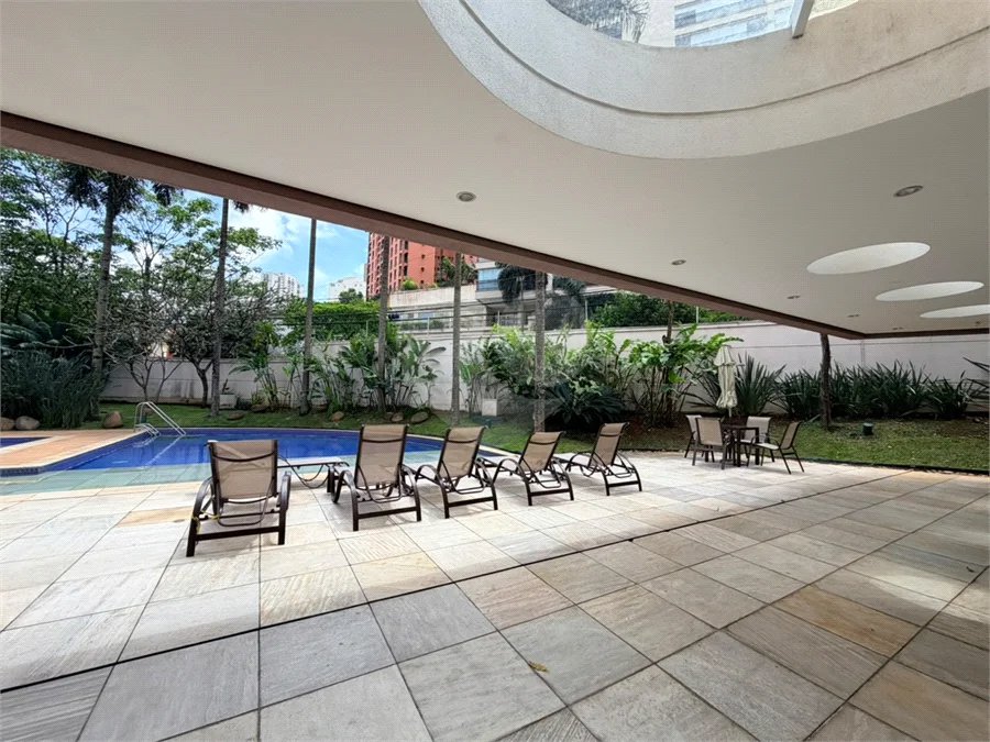 Apartamento à venda com 3 suítes em Vila Mariana, São Paulo, SP