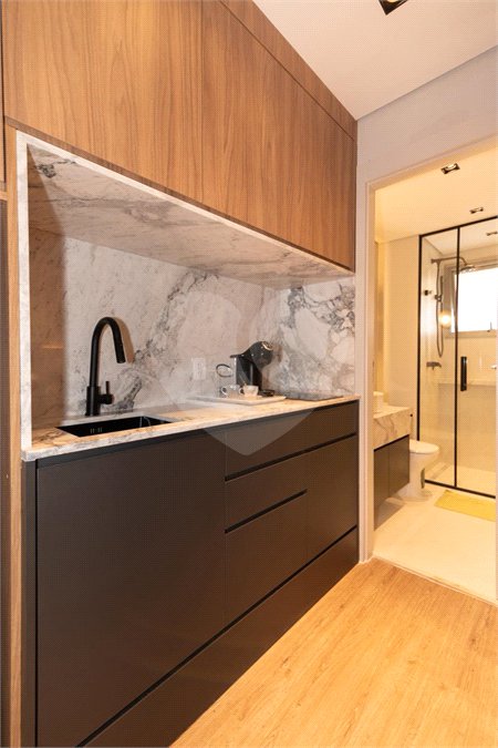Studio Mobiliado em Moema | 29m² Pronto para Morar ou Investir