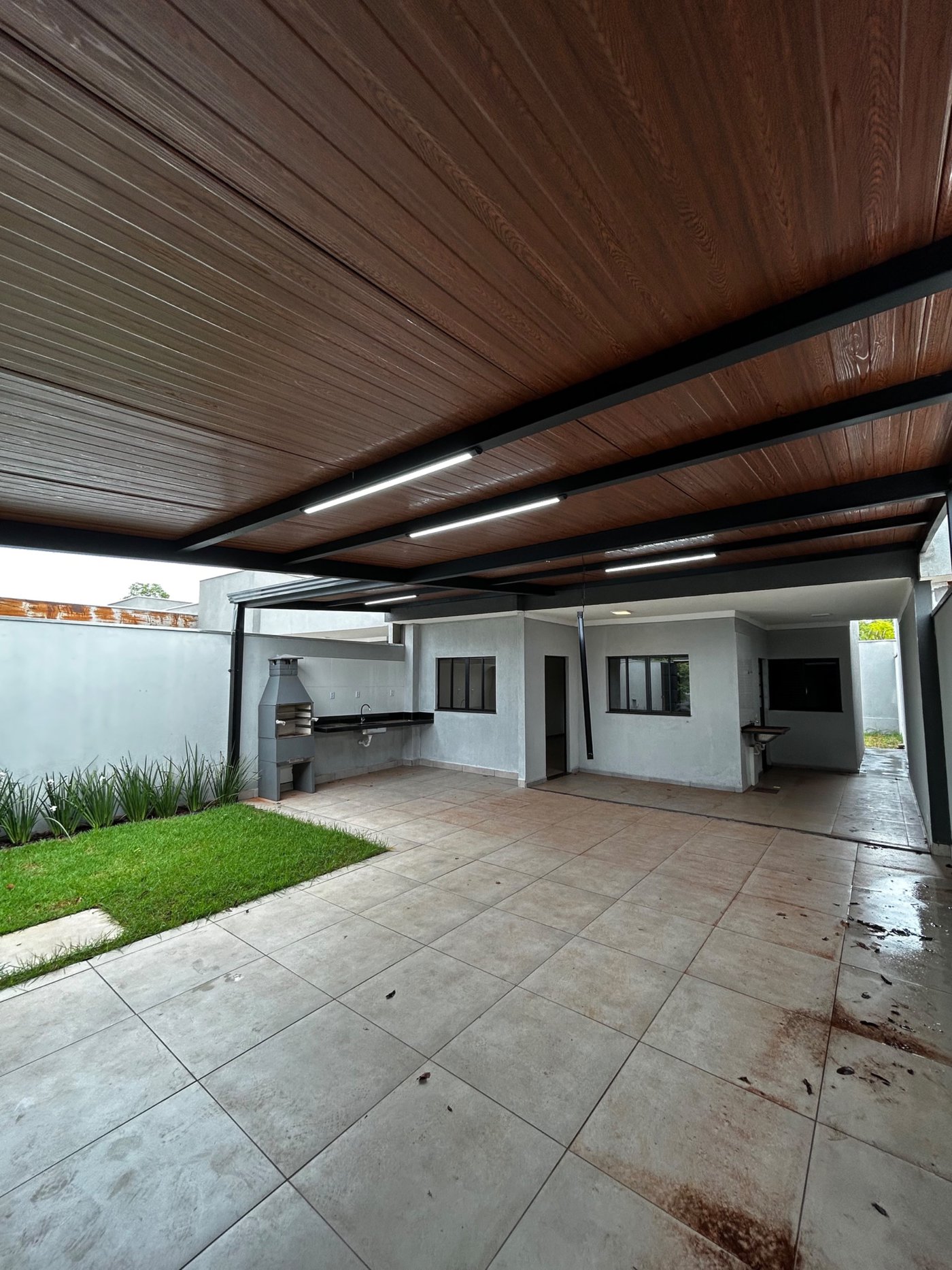 Casa à venda com 2 quartos no condomínio Alto do Capivari, Três Lagoas - MS
