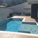 Casa a venda com 04 suítes área gourmet e 6 vagas para autos em condominio fechado Atibaia