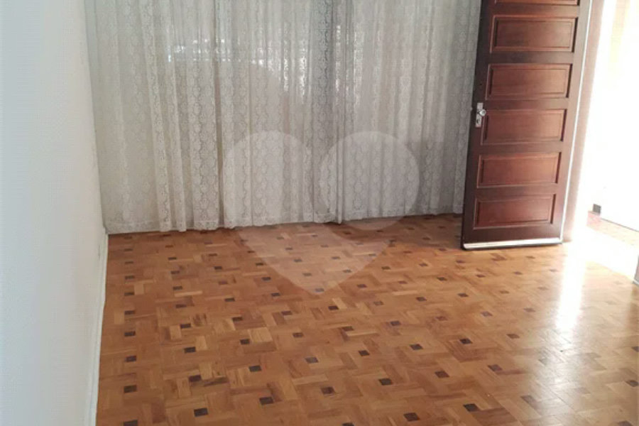 Sobrado à venda com 3 quartos, sendo 1 suíte, em Brooklin, São Paulo, SP