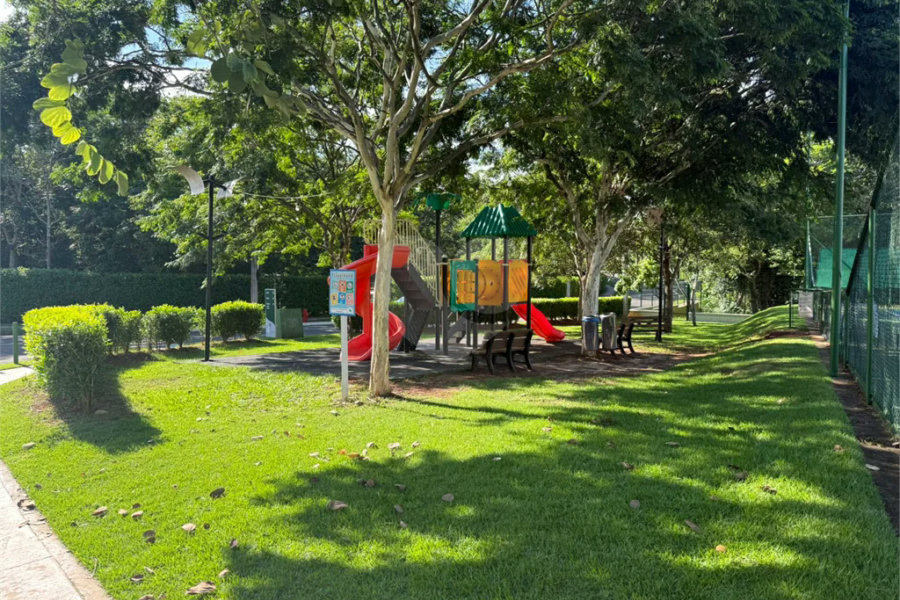 Terreno a venda no condomínio Villa DAquila, Santa Rosa, Piracicaba.