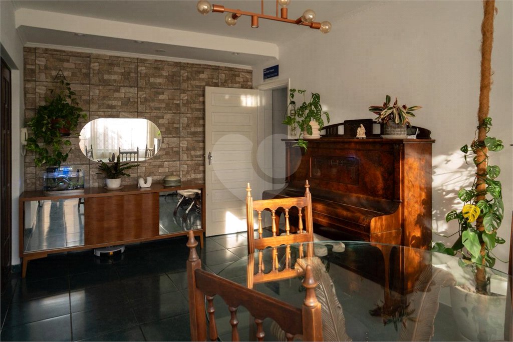 Sobrado á venda - Mirandópolis