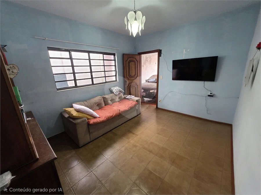 Casa térrea, 2 dormitórios com salão comercial Jd. Nova São Carlos