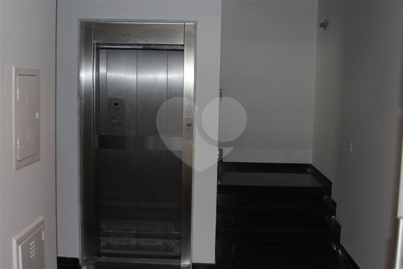 Casa/Sobrado Alto Padrão a venda na Saúde c/ 650m2 construídos -4 suites/12 vagas