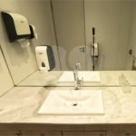 Sala comercial de 198m² com vista em Pinheiros