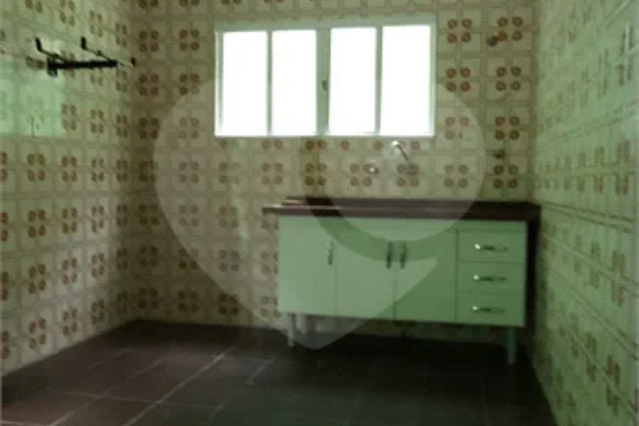 Sobrado à venda com 2 quartos em Jardim Itacolomi, São Paulo, SP