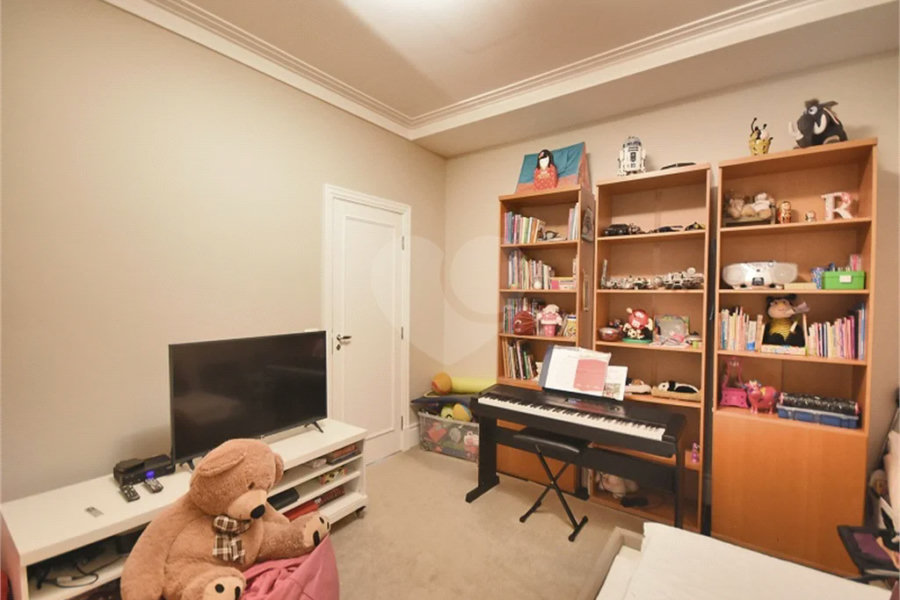 Casa impecável em terreno de 546m2