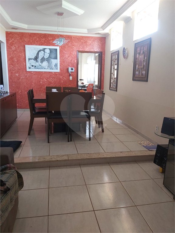 Casa a venda no Itamaraty