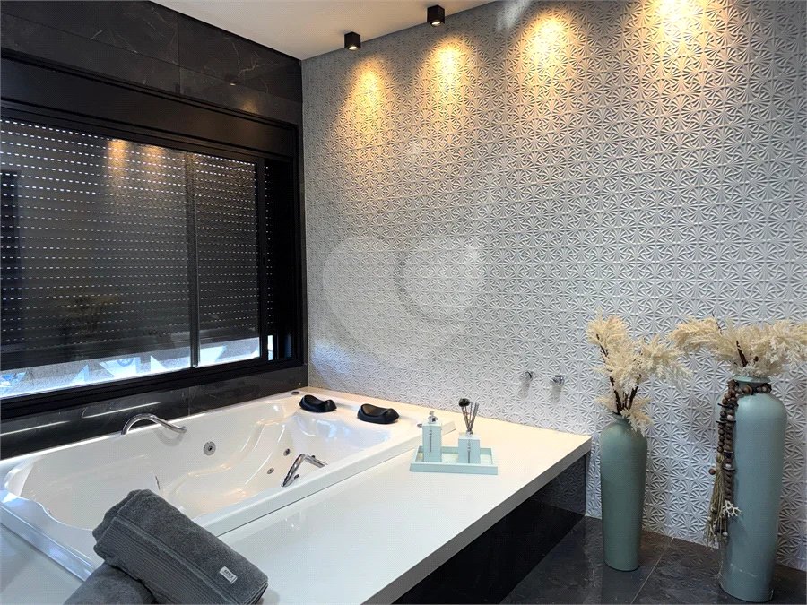 Casa à venda ou para alugar com 4 suítes no condomínio Campo de Toscana, Vinhedo - SP