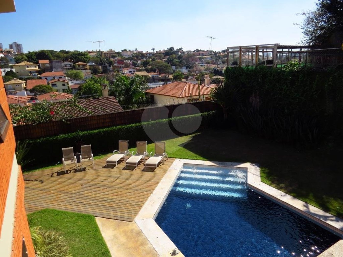 Casa de Vila à venda com 5 quartos, sendo 3 suítes, em Morumbi, São Paulo, SP