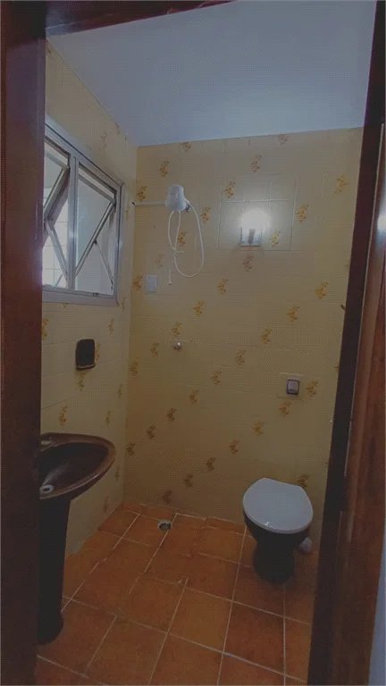 Sobrado à venda com 3 quartos em Bonfim, Osasco, SP