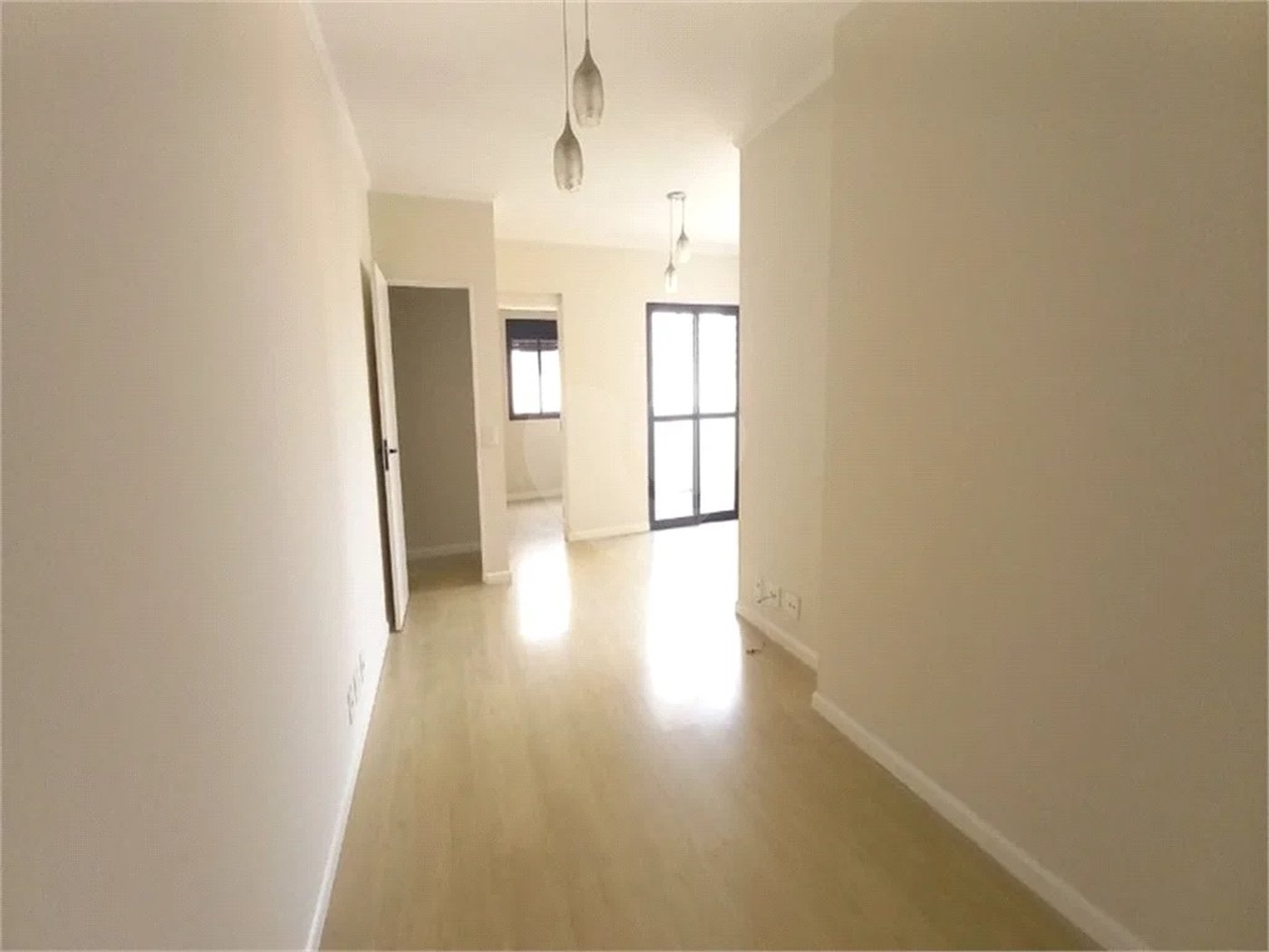 Excelente apartamento, 3 quartos e 2 vagas, para venda na Aclimação!