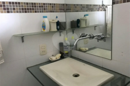 SOBRADO ALTO PADRÂO COND.PARQUE SABARA