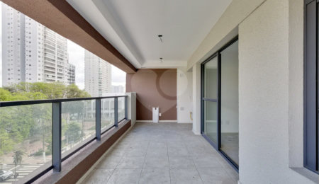 Apartamento à venda com 2 quartos, sendo 1 suíte,  em Alto da Boa Vista, São Paulo, SP