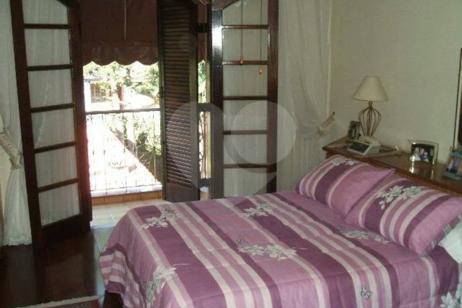 CASA TÉRREA COM 4 SUÍTES NO BAIRRO DO TREMEMBÉ