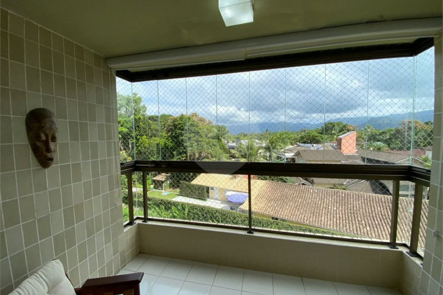 Apartamento à venda com 2 quartos, sendo 1 suíte,  em Riviera de São Lourenço, Bertioga, SP