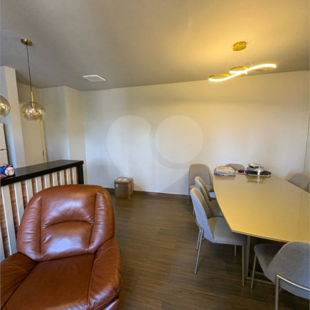 Apartamento Mobiliado à Venda na Rua Itendência, – 70m², 3 Quartos (1 Suíte)