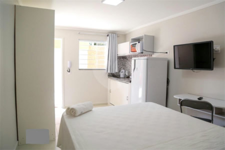 Casa Térrea à venda com 14 quartos em Vila Mascote, São Paulo, SP