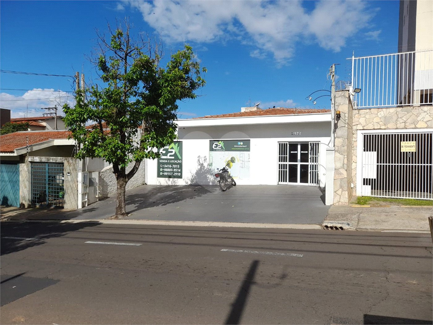 Imóvel Comercial na Rua Episcopal – Localização Estratégica em São Carlos