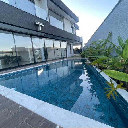 CASA ALTO PADRÃO | 5 SUÍTES | CONDOMÍNIO CLUBE – ATIBAIA