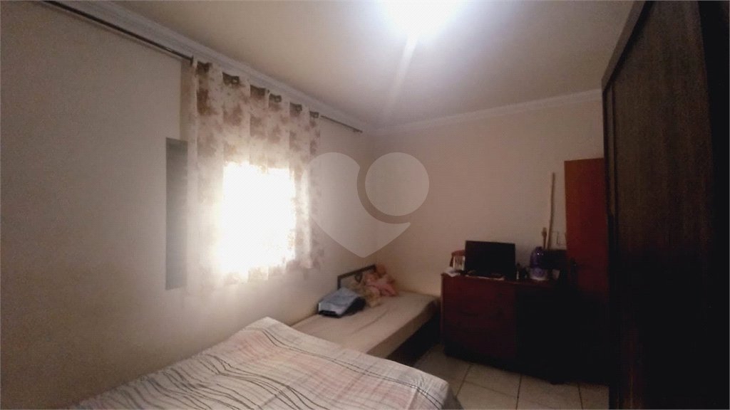 Casa à venda com 2 quartos, em Parque Dos Timburis, São Carlos, SP