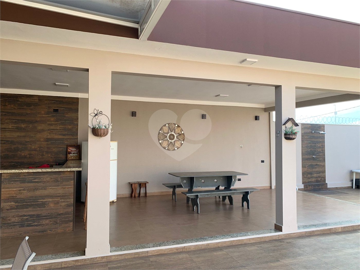 Casa térrea com piscina para venda no Residencial Arcoville