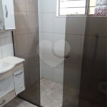 Casa térrea com amplo terreno