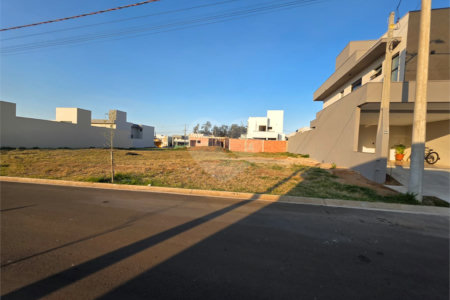 Terreno 10X24 Residencial Villenuve