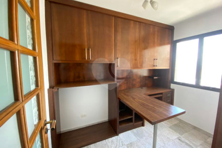 Apartamento com 4 dormitórios , sendo 1 suíte , 2 vagas , à venda na Moóca.