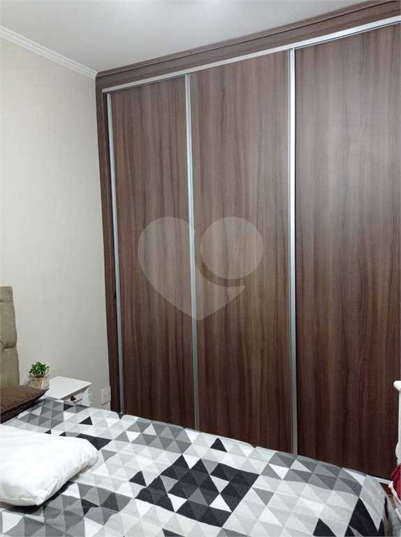 Apartamento com 2 dormitórios