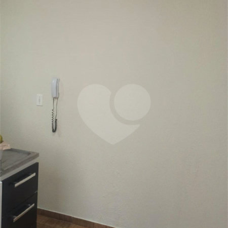 Apartamento no térreo, localizado no Condomínio Residencial Monte Everest