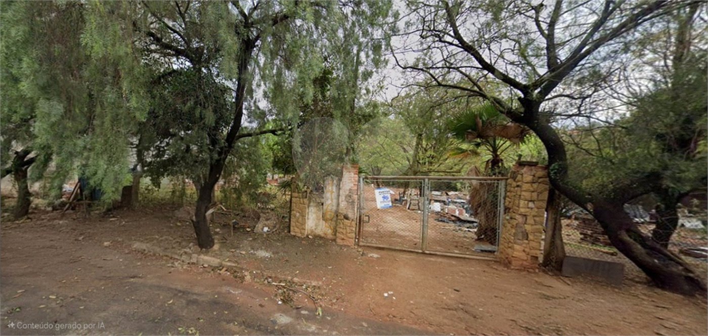 Terreno de 4600 m²