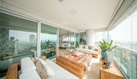 Apartamento à venda com 4 suítes em Vila Regente Feijó, São Paulo, SP