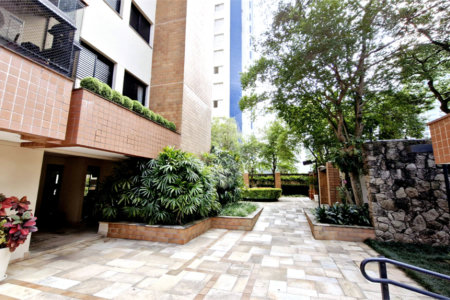 Apartamento à venda com 4 quartos, sendo 2 suítes, em Brooklin, São Paulo, SP