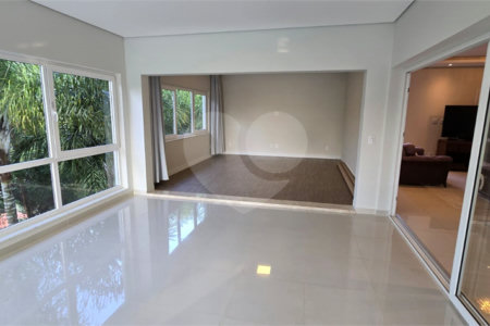 Casa à venda com 7 quartos, sendo 5 suítes, em Residencial Jardim Primavera, Louveira, SP
