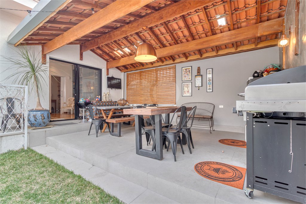 Casa à venda com 3 quartos, sendo 1 suíte, em Granja Julieta, São Paulo, SP