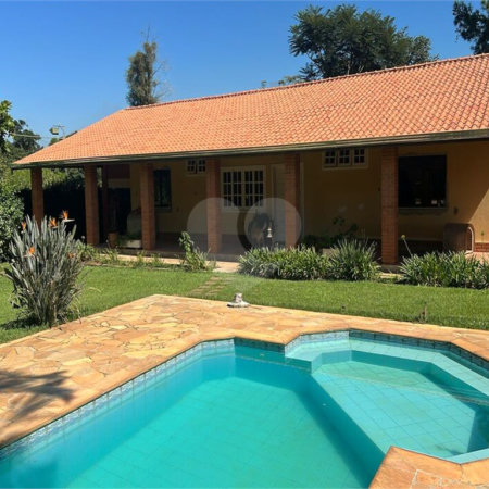 Linda chácara à venda em Itu/SP – conforto, lazer e natureza em um só lugar!