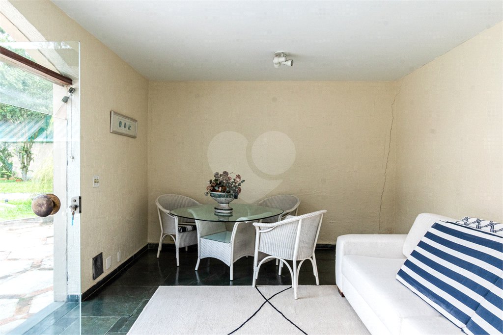 Sobrado de 632m² no Alto da Boa Vista à venda e locação - 05 dormitórios, 05 suítes e 09 vagas.