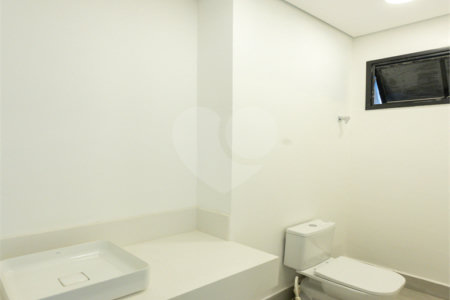Casa à venda com 4 suítes no condomínio Casa Jardim Itaverá, São Paulo - SP