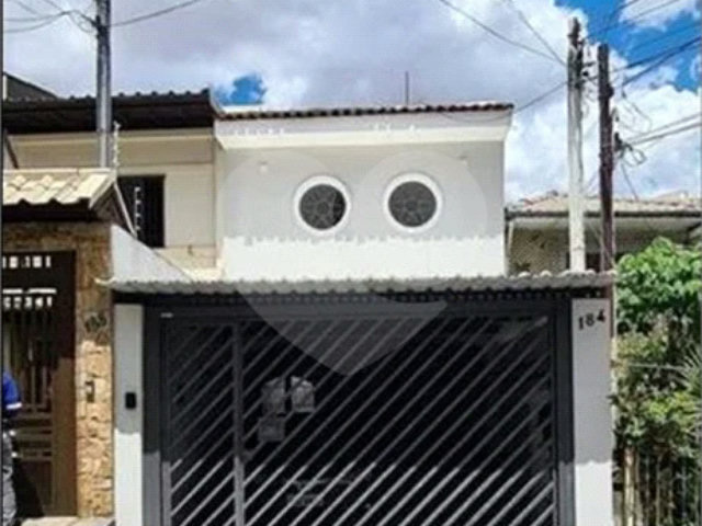 Sobrado à venda com 11 quartos, sendo 5 suítes,  em Santana, São Paulo, SP