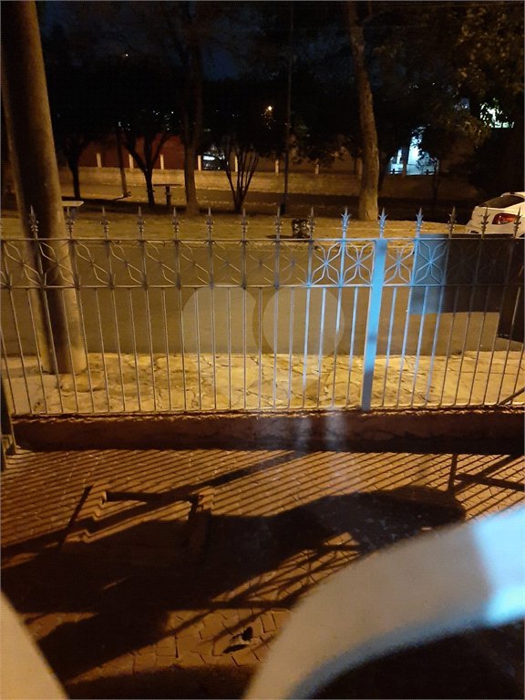 Casa com 2 dormitórios à Venda no Jardim Brasil