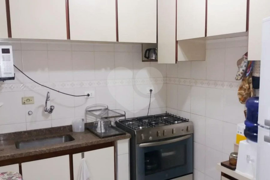 Sobrado de 105m2 à venda com 3 dormitórios na Vila Santa Catarina