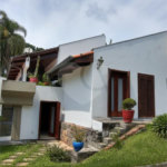 Casa à venda, 742 m², com piscina, 5 suítes, em Embu das Artes