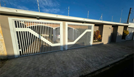 Casa à venda com 3 quartos, sendo 1 suíte,  em Vila Boa Vista, São Carlos, SP
