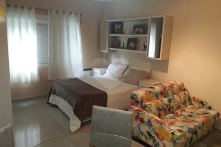 STUDIO COM 31,78 m2, REFORMADO EM SANTA CECÍLIA