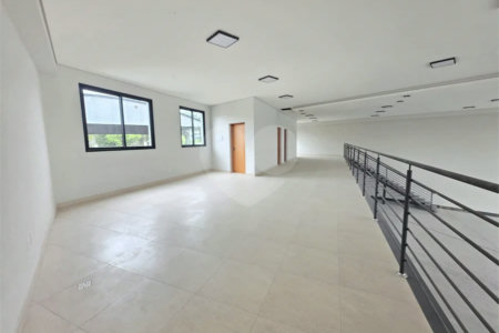 Prédio Comercial para Locação no Jardim Santo Antônio em Valinhos/SP