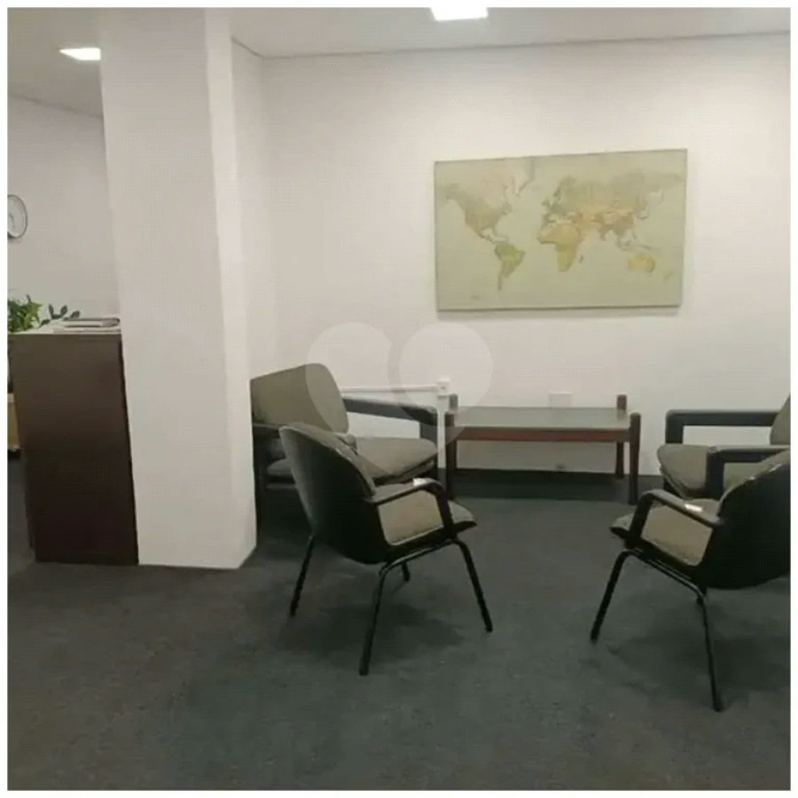 Conjunto comercial para venda ou locação na região da República, Centro
